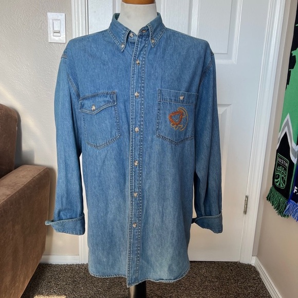 ‼️SOLD‼️ Disney | Vintage 90s Lion King Button Down top blouse rare Disneyland - Picture 2 of 3